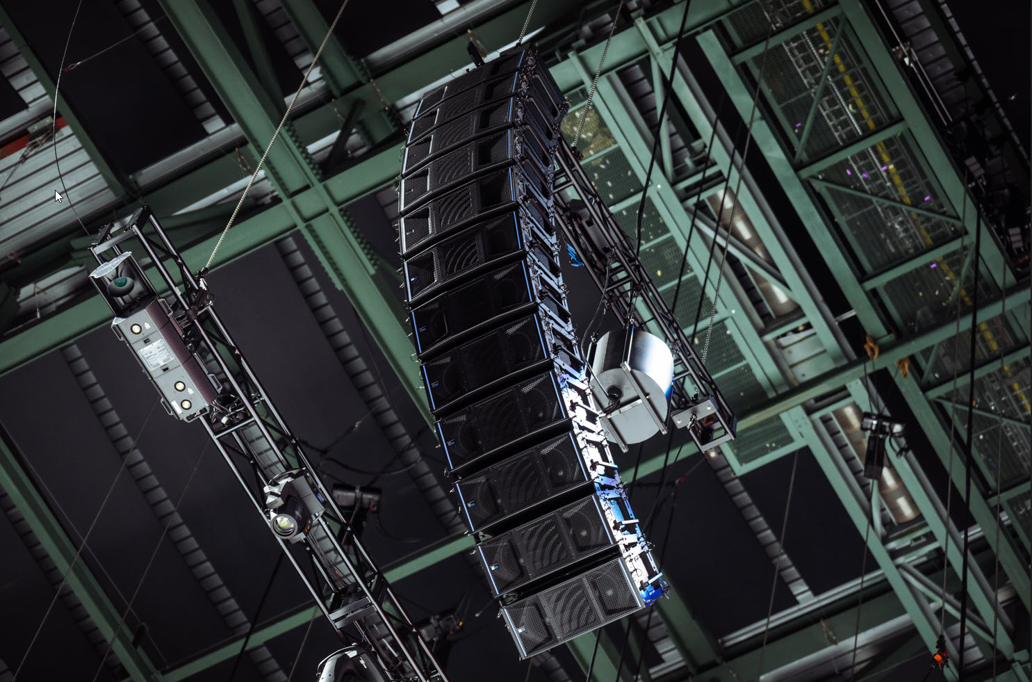 Speaker mounted from truss